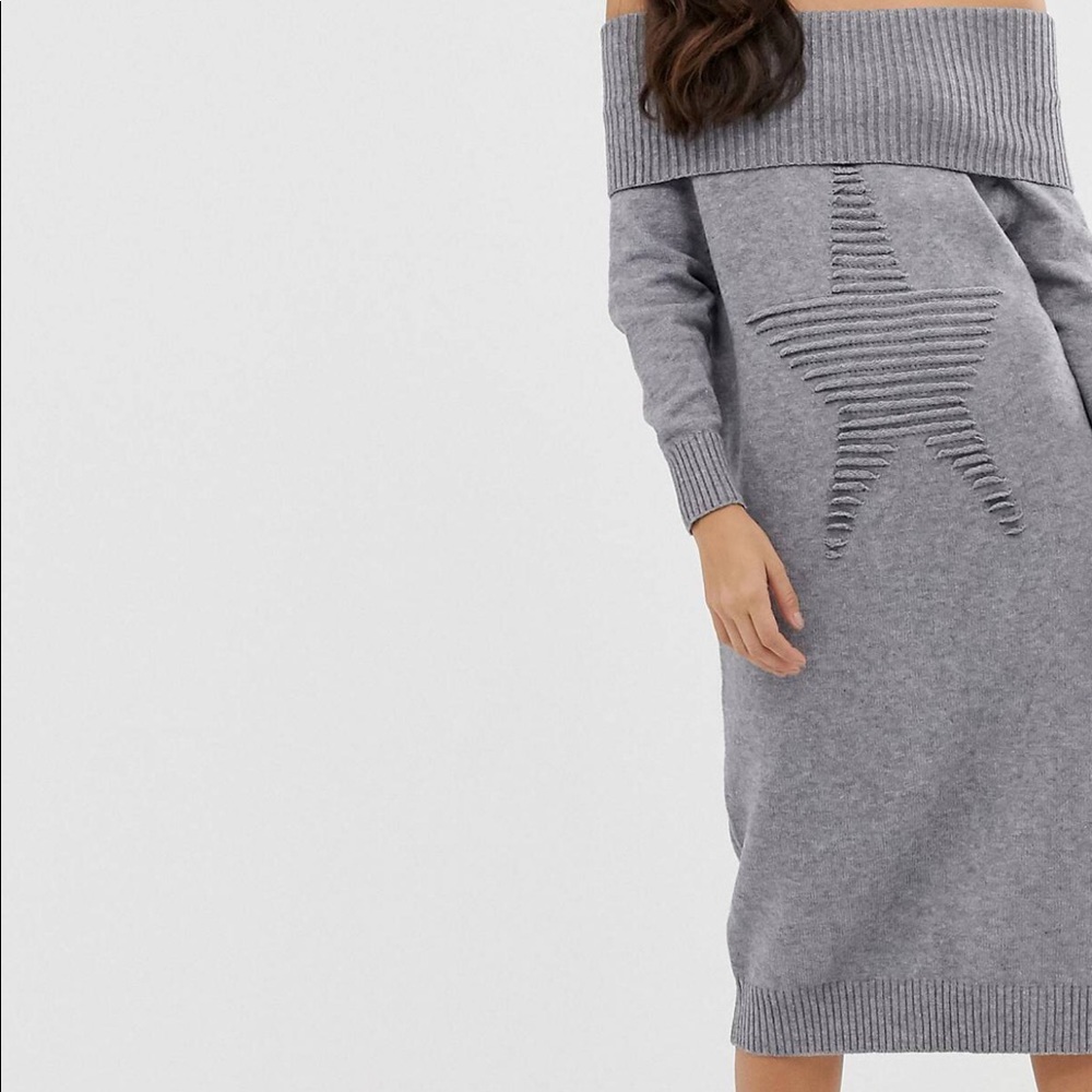 Liquorish ASOS Off Shoulder Sweater Midi Dress with Star Design Size Small